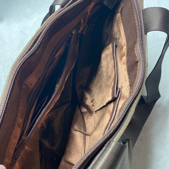 Comely Brown Purse - Picture 4 of 4